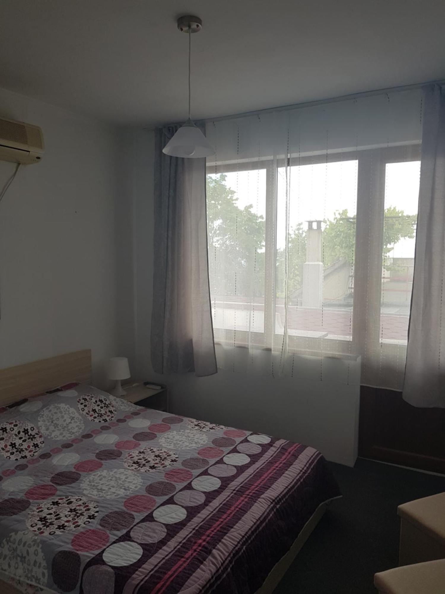 Guest Rooms Radost Balchik Exterior photo