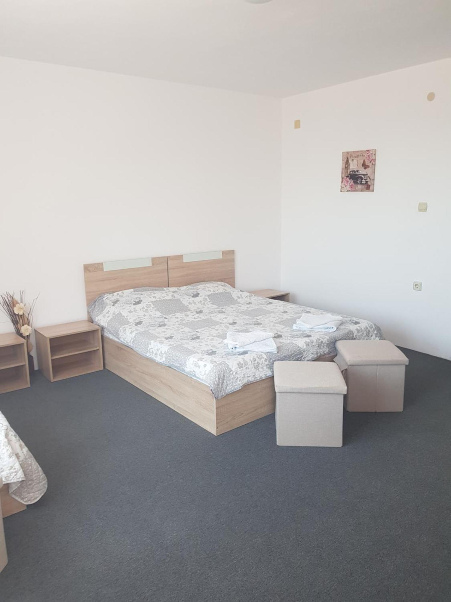 Guest Rooms Radost Balchik Exterior photo