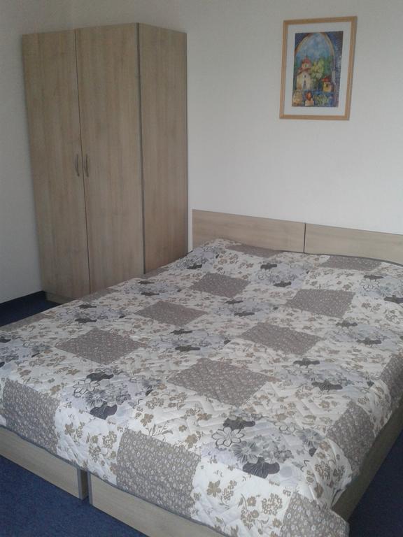 Guest Rooms Radost Balchik Exterior photo