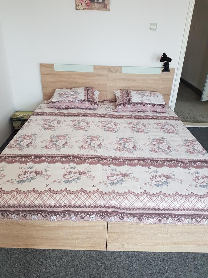 Guest Rooms Radost Balchik Exterior photo